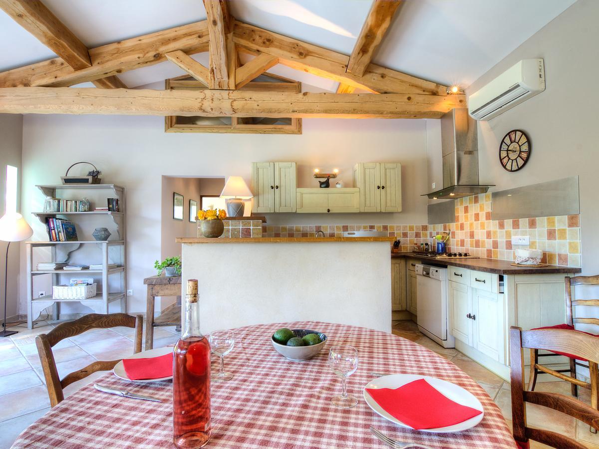 Holiday Home Bezert Carpentras Exterior foto