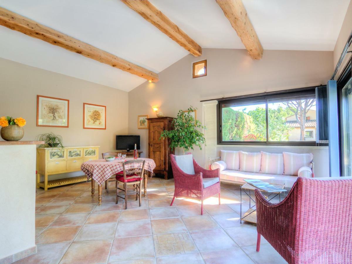 Holiday Home Bezert Carpentras Exterior foto